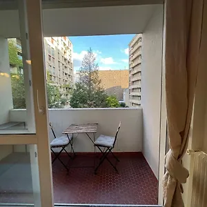 Apartamento Dream Dwell -studio With Balcony 800m To Trocadero And Tour Eiffel, París