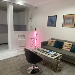 Apartamento 50m2 Private In Center, París